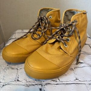 BANGS | Hightop unisex Boone | EUC | Mustard